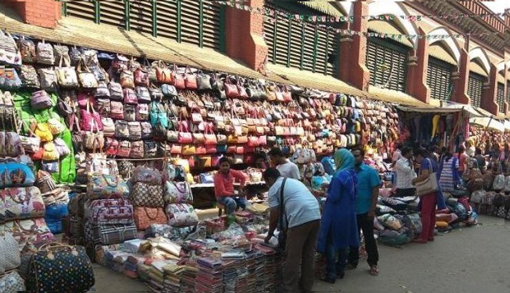 flea markets in india,best flea markets in india,famous flea markets,chor bazaar mumbai,sarojini nagar market delhi,johari bazaar jaipur,shopping in india,affordable markets in india,traditional indian markets,flea markets for tourists,street shopping india,local crafts india,budget shopping india,unique shopping india,travel and shopping india