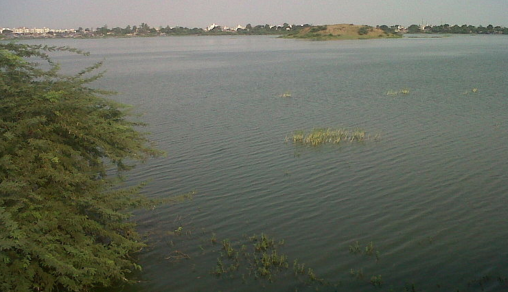 lakes in gujarat,best lakes to visit in gujarat,gujarats beautiful lakes,must-visit lakes in gujarat,scenic lakes in gujarat,gujarats top lakes for tourists,gujarats natural lakes,picturesque lakes in gujarat,gujarats hidden lakes,exploring gujarats lakes