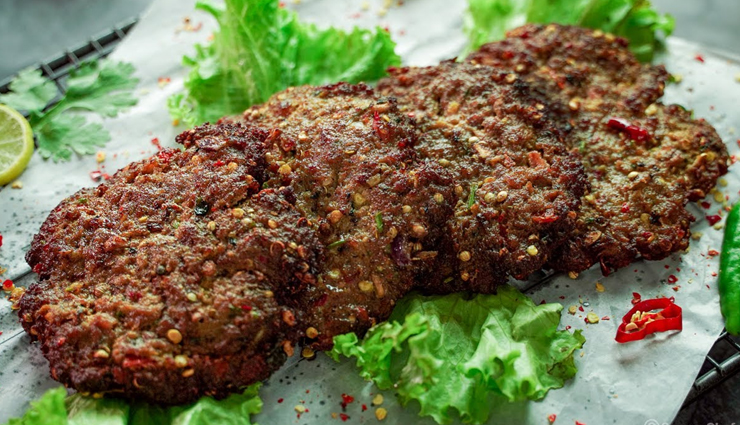 Recipe- Arabic Style Spicy Chapli Kebabs