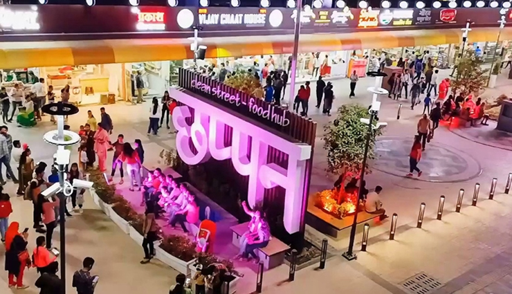 indore,madhya pradesh,famous places in indore,indore travel,indore travel guide,travel tips in hindi