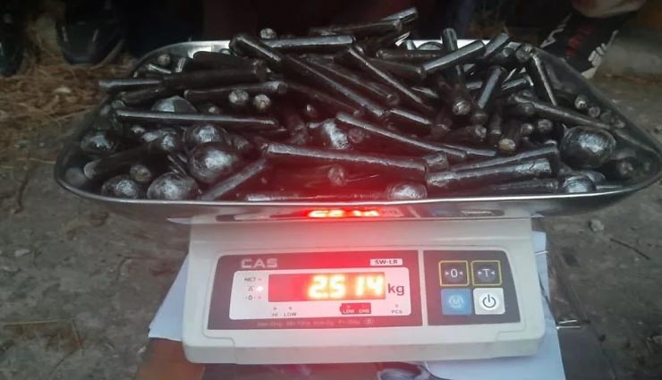 हिमाचल : नाकाबंदी में पुलिस ने बरामद की ढाई किलो चरस, एक तस्कार गिरफ्तार