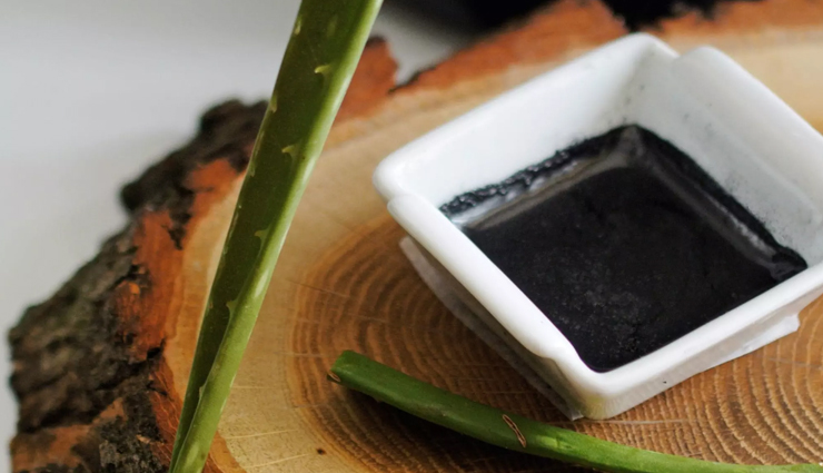 homemade charcoal face scrub,natural charcoal face scrub,diy charcoal face scrub,activated charcoal face scrub,homemade charcoal exfoliating scrub,charcoal face scrub for acne-prone skin,detoxifying charcoal face scrub,homemade charcoal facial scrub,charcoal face scrub for oily skin,homemade charcoal sugar scrub for face