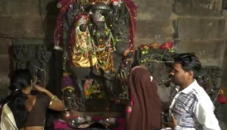mahashivratri 2022,shiv mandir,shiv temple,chausath yogini temple,madhya pradesh,morena,shivratri,shiv puja,travel,holidays