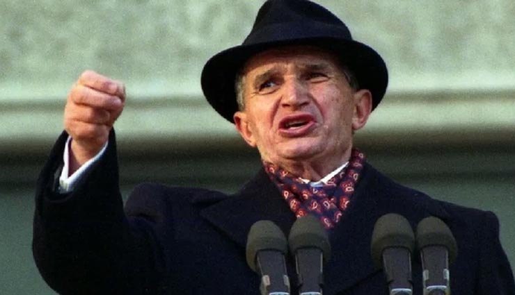 तानाशाह जो शराब से धोता था अपने हाथ, मिली रूंह कंपा देने वाली मौत 