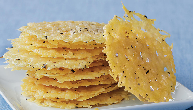 golden cheddar cheese crisps,cheddar cheese,easy recipes,hunger struck,food