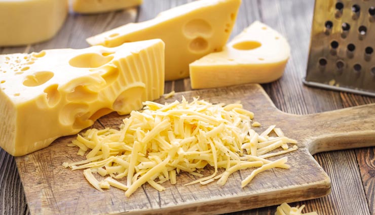 5 foods to maintain your child growth,sweet potatoes,milk,broccoli,eggs,cheese,health tips for child growth