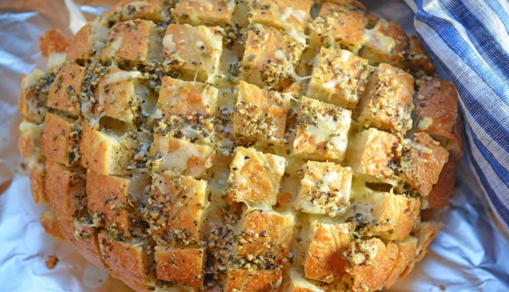 झटपट तैयार होगी रेस्टोरेंट जैसी चीज गार्लिक ब्रेड, वो भी बिना ओवन #Recipe