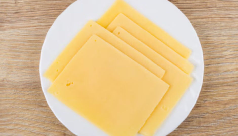 kunafa cheese roll,kunafa cheese roll tasty,kunafa cheese roll crunchy,kunafa cheese roll dessert,kunafa cheese roll sweet dish,kunafa cheese roll ingredients,kunafa cheese roll recipe