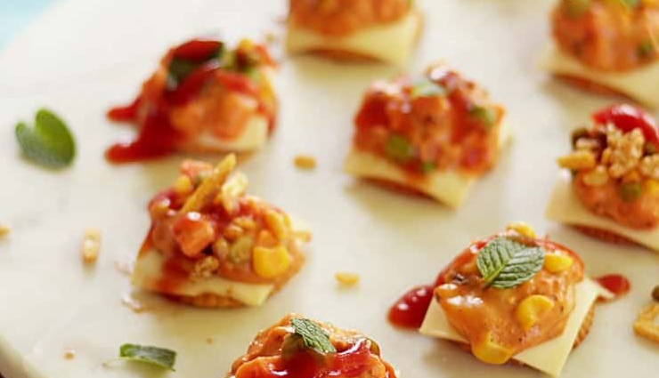 cheesy monaco canapes,cheesy monaco canapes recipe,easy recipe,hunger struck,food