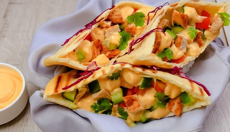 Recipe - Crisp And Delicious Cheesy Pita Pocket