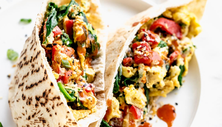 cheesy pita pocket recipe,crisp and delicious pita pockets,easy cheesy pita pocket recipe,homemade pita pocket with cheese,quick snack recipe: cheesy pita pockets,pita pocket filled with melted cheese,savory pita pocket recipe,vegetarian pita pocket recipe,cheesy appetizer recipe,pita pocket stuffed with vegetables and cheese