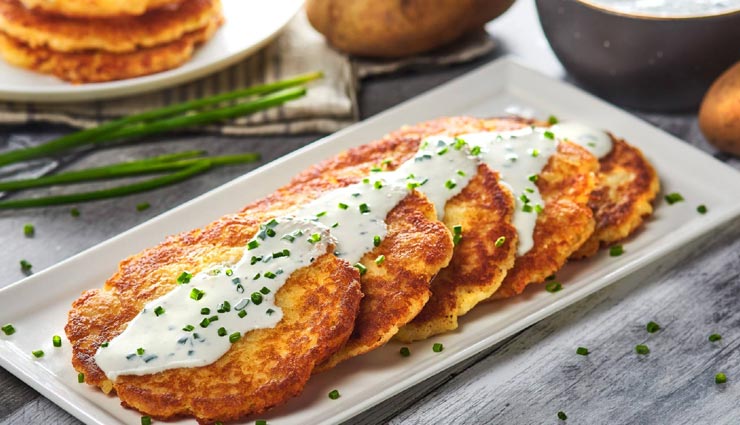 cheesy potato pancakes recipe,recipe,recipe in hindi,special recipe