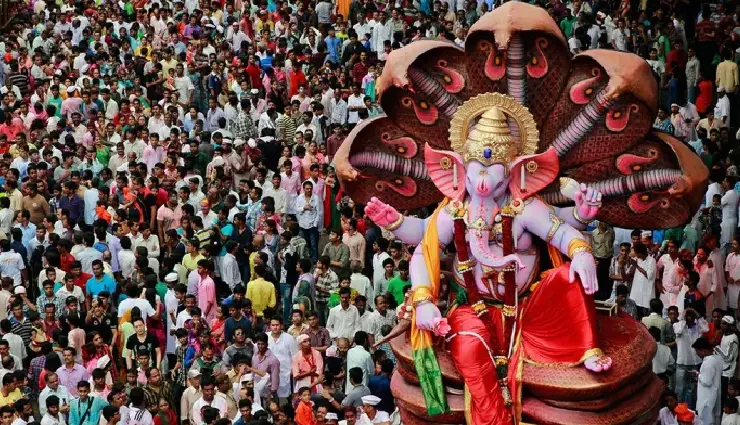 ganesh chaturthi 2025,vinayaka chaturthi,lord ganesha festival,ganesh chaturthi celebration,ganesh chaturthi significance,ganesh chaturthi history,ganesh chaturthi in india,top cities for ganesh chaturthi,ganesh chaturthi decorations,ganesh chaturthi processions,ganesh chaturthi rituals,ganesh chaturthi cultural events,ganesh chaturthi travel guide,indian festivals,ganesh chaturthi traditions