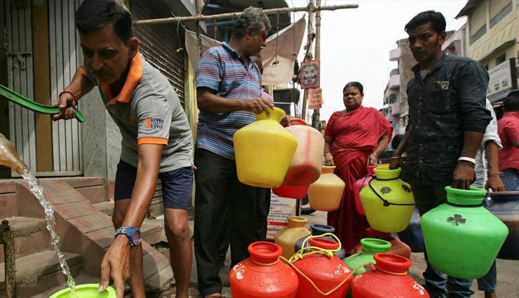 water scarcity in chennai,water crisis,kerala tamil nadu,drinking water,news,news in hindi ,तमिलनाडु सरकार,बूंद-बूंद पानी को तरस रहे हैं चेन्नई के लोग,केरल