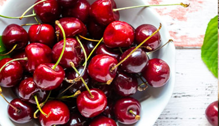 fresh cherry sauce,hunger struck,food,easy recipe