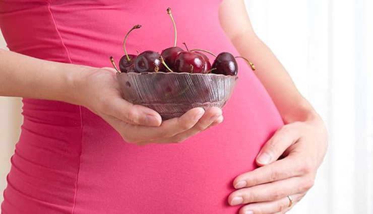 7 Amazing Health Benefits of Cherries During Pregnancy