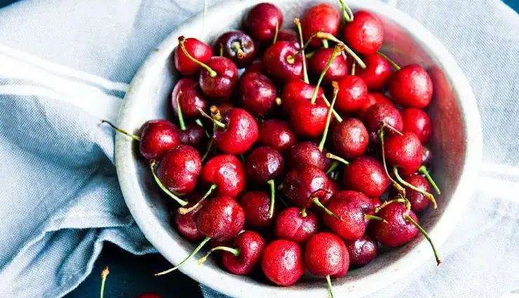 kidney health,fruits for kidneys,prevent kidney stones,healthy diet for kidneys,antioxidants for kidney health,detox fruits,kidney care foods,fresh fruits benefits,maintain kidney function,kidney wellness tips