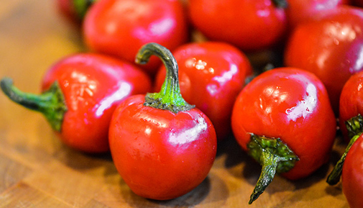 know your pepper and its hotness,different kinds of pepper,mirch and its types,food ingredient,types of pepper and how hot they may taste,know the pepper by its shape,bell pepper,cherry pepper,anaheim pepper,jalapeno pepper,serrano pepper,cayenne pepper,tabasco pepper,thai pepper,rocoto pepper,habanero chili pepper,ghost pepper,carolina reaper