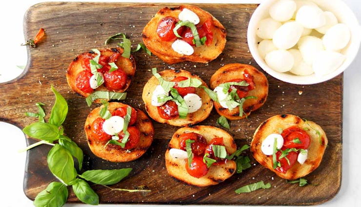 ब्रेकफास्ट में बनाए 'चेरी टमैटो ब्रुश्शैटा', रहेगा टेस्टी और हेल्दी #Recipe