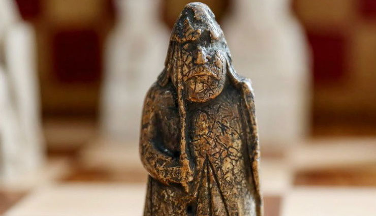 415 रुपए में खरीदा था शतरंज का मोहरा, नीलाम हुआ 6 करोड़ रुपए में 