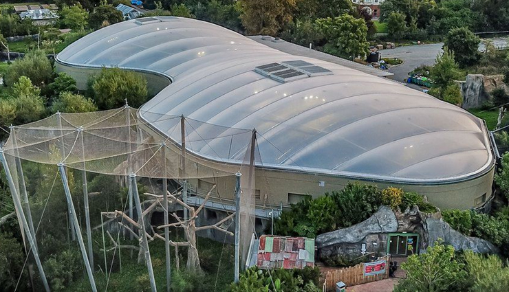 must visit zoo in the world,zoo,travel,travel guide,travel tips,holidays