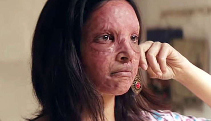 chhapaak,tanhaji the unsung warrior,deepika padukone,ajay devgn,box office collection,box office report,entertainment,bollywood news