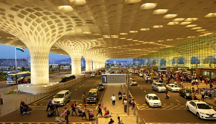 busiest airports in india,top indian airports by traffic,india major airport hubs,high-traffic airports in india,india busiest air travel hubs,popular indian airports,major flight traffic airports in india,india bustling aviation hubs,most crowded airports in india,indian airports with high passenger traffic