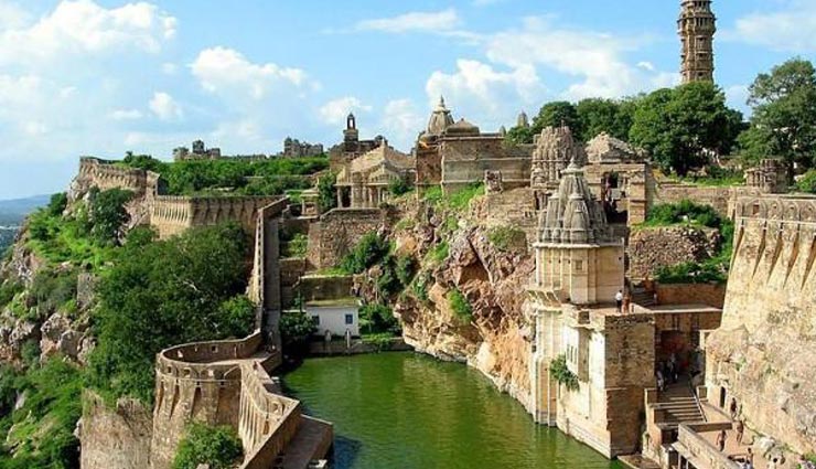 chhattisgarh,offbeat places to visit in chhattisgarh,places to visit in chhattisgarh,tourist attraction in chhattisgarh,barnawapara wildlife sanctuary,raipur,mm fun city amusement park,dantewada,chitrakote waterfalls,mainpat