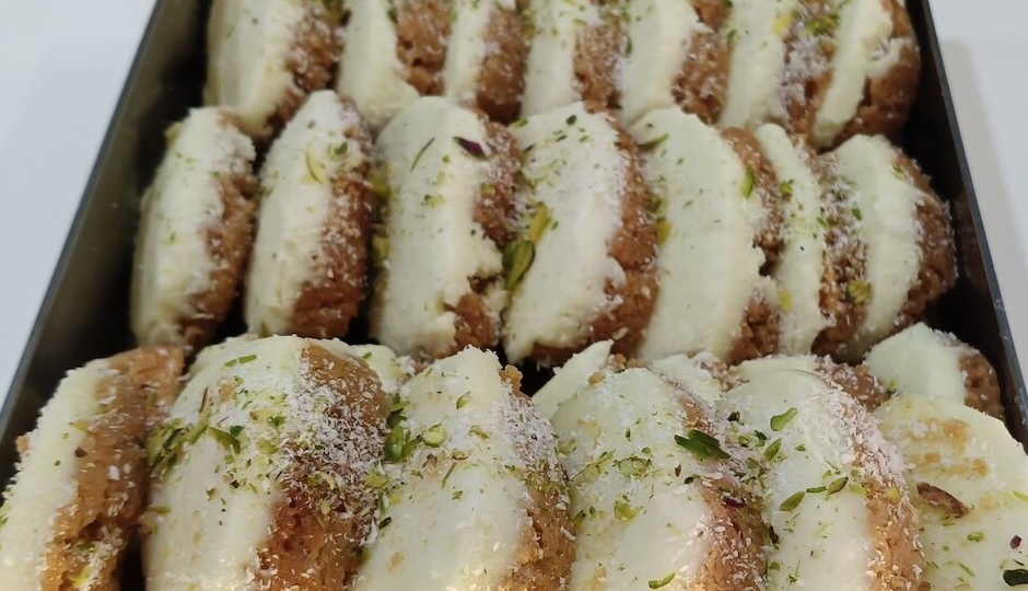 छेना टोस्ट : घर में हो कोई खुशी का मौका या फिर खास अवसर, देखें इस मिठाई पर भरोसा जताकर #Recipe