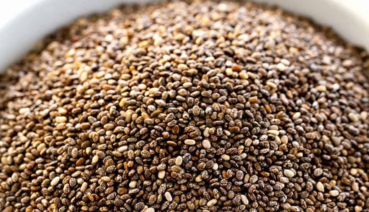 5 Amazing Benefits of Chia Seeds for Skin and Hair