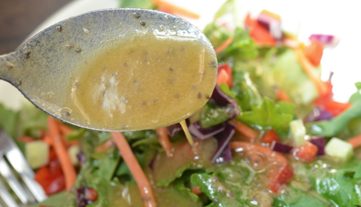 chia seed benefits,incorporating chia seeds into diet,quick chia seed recipes,chia seed pudding recipe,chia seed smoothie recipe,chia seed oatmeal recipe,chia seed yogurt parfait recipe,chia seed salad dressing recipe,health benefits of chia seeds,chia seed nutrition,chia seed digestive health,chia seed heart health,chia seed blood sugar management,chia seed weight management,chia seed preparation tips