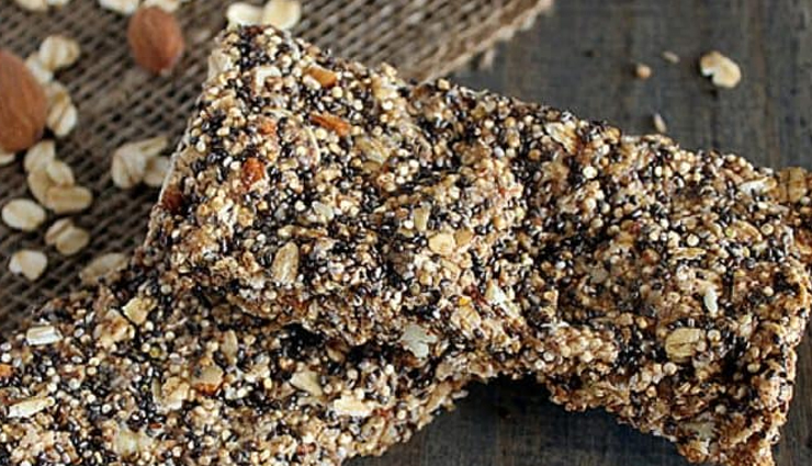 protein comparison: chia seeds vs. hemp seeds,best seeds for protein,chia seeds protein content,hemp seeds protein benefits,high-protein seeds,nutritional benefits of chia and hemp seeds