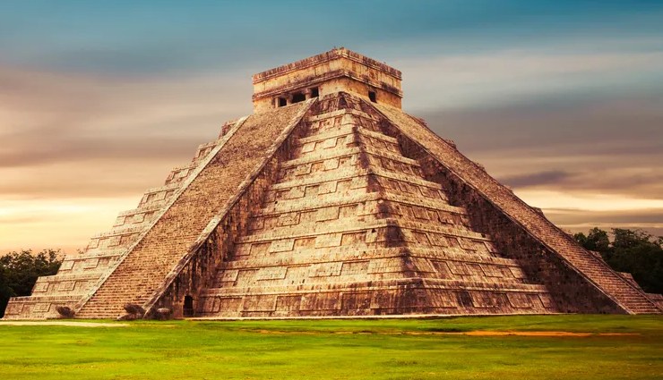 seven wonders of the world,popular wonders of the world,taj mahal india,colosseum italy,great wall of china,petra jordan,machu picchu peru,christ the redeemer brazil,chichen itza mexico,world heritage sites,famous landmarks,historical monuments