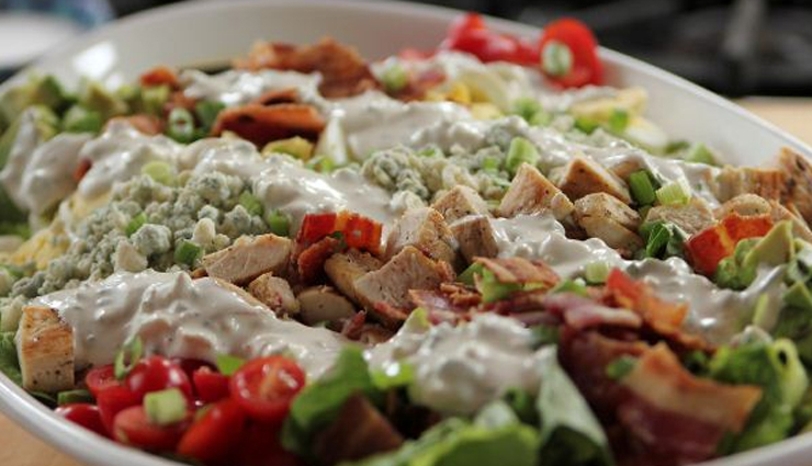 chicken cobb salad with avocado blue cheese recipe,chicken salad,chicken recipe,hunger struck,food