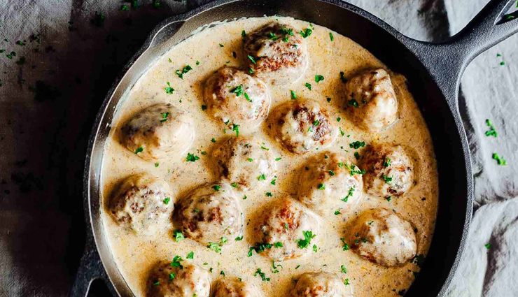 Recipe- Soft and Amazing Creamy Chicken Meatballs
