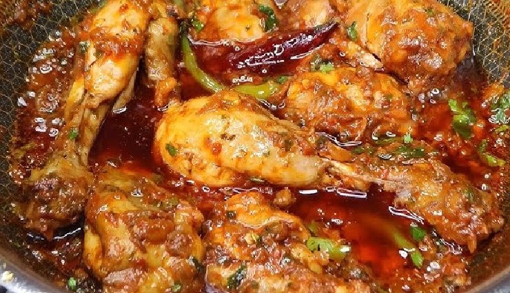 chicken bhuna masala recipe,how to make chicken bhuna masala,spicy indian chicken curry,chicken bhuna ingredients,easy chicken curry recipe,homemade chicken bhuna,bhuna chicken masala step-by-step,chicken curry for dinner,indian chicken dish,flavorful chicken masala recipe,chicken bhuna with naan,authentic bhuna chicken recipe