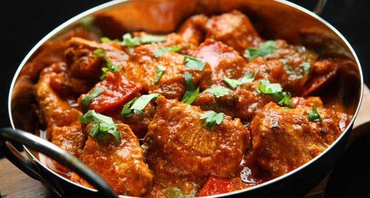 pork vindaloo,laal maas,rista,chicken chettinad,phaal curry,most spicy indian food,spiciest ndian food,indian food,food,india,travel india