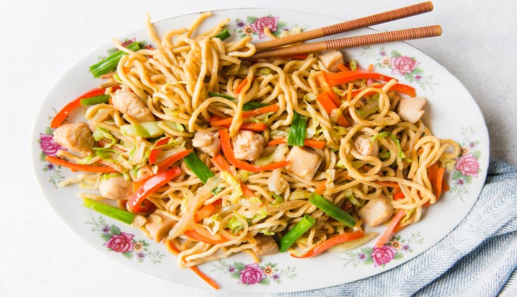 वीकेंड स्पेशल में बनाए 'चिकन चाउमीन', बच्चों को आएगा बहुत पसंद #Recipe chicken chow mein recipe,recipe,recipe in hindi,special recipe