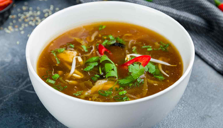chicken hot and sour soup recipe,rainy season soup recipe,spicy and tangy soup recipe,comforting chicken soup recipe,quick and easy soup recipe,homemade hot and sour soup,flavorful rainy season recipe,asian soup recipe,chicken broth soup recipe,delicious soup for rainy days