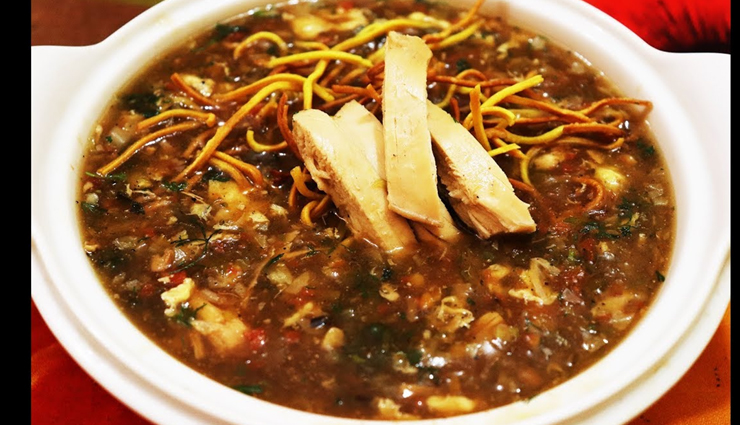 chicken manchow soup,soup recipe,chicken recipe,winter recipe