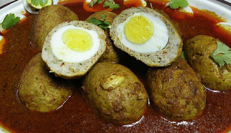 deliciously rich chicken nargisi kofta curry,chicken nargisi kofta recipe,authentic nargisi kofta curry,homemade chicken kofta curry,spicy chicken nargisi kofta,classic indian kofta curry,step-by-step nargisi kofta cooking guide,flavorful chicken kofta in curry,special chicken nargisi kofta,traditional nargisi kofta curry,best chicken kofta curry recipe,delightful nargisi kofta gravy,easy chicken nargisi kofta recipe,rich and creamy kofta curry,mouthwatering chicken nargisi kofta