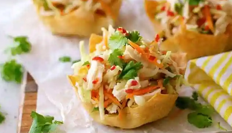 thai chicken salad wonton cups,hunger struck,easy recipe