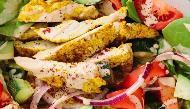 chicken shawarma salad,healthy salad recipes,easy chicken salad,middle eastern salad,shawarma salad recipe,healthy chicken shawarma,homemade shawarma salad,low-carb shawarma salad,protein-packed salads,flavorful chicken salads