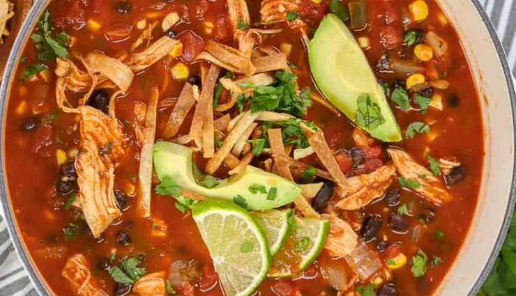 chicken tortilla soup,chicken tortilla soup recipe,hunger struck,food,easy recipe