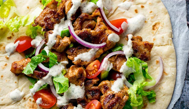 street style chicken shawarma,chicken shawarma recipe,chicken recipe,easy recipe,hunger struck,food