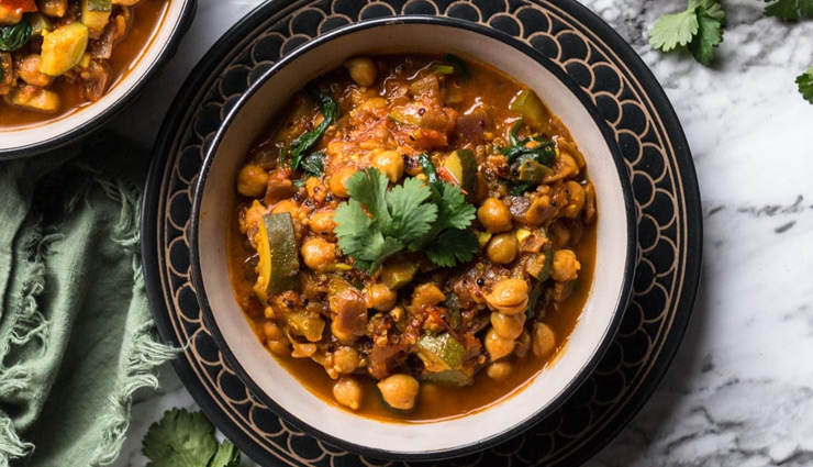 sunday dinner party recipes,vegetarian dinner ideas,easy vegetarian recipes for party,quick veggie recipes for dinner,best vegetarian dishes for party,healthy vegetarian dinner ideas,paneer butter masala recipe,vegetable stir-fried noodles,chickpea and vegetable curry,vegetarian lasagna recipe,chocolate avocado mousse recipe