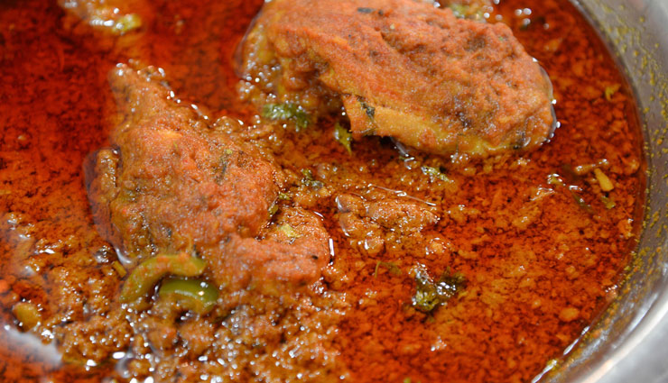 बनाने में जितनी आसान है खाने में उतनी ही टेस्टी है 'चिकन चंगेजी' #Recipe 