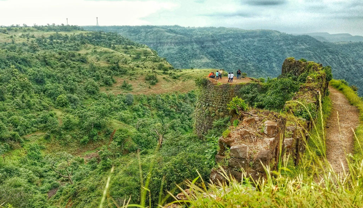 nagpur hill stations,best hill getaways from nagpur,top hill stations near nagpur,scenic escapes around nagpur,nagpur weekend hill trips,explore nearby hill stations from nagpur,nagpur to hill destinations,nature retreats near nagpur,serene hill spots close to nagpur,nagpur vacation and hill destinations