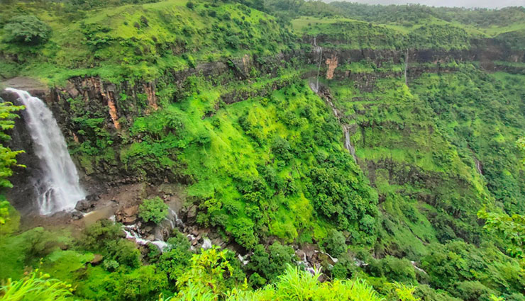 maharashtra winter destinations,winter places in maharashtra,mahabaleshwar travel guide,chikhaldara hill station,panchgani attractions,ganpatipule beach,bhandardara camping,nashik tourism,tadoba-andhari tiger reserve,konkan region travel,ellora ajanta caves,lonavala hill station,maharashtra tourist spots,winter travel maharashtra,places to visit in winter maharashtra.