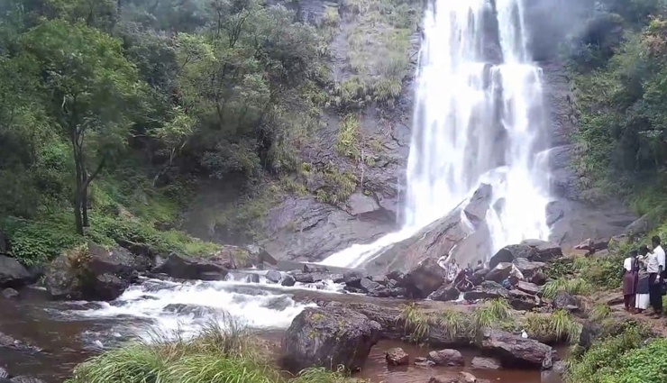 chikmagalur,things to do in chikmagalur,places to visit in chikmagalur,hebbe falls,mullayanagiri coffee estates,sharadamba temple,coffee museum,bhadra wildlife sanctuary